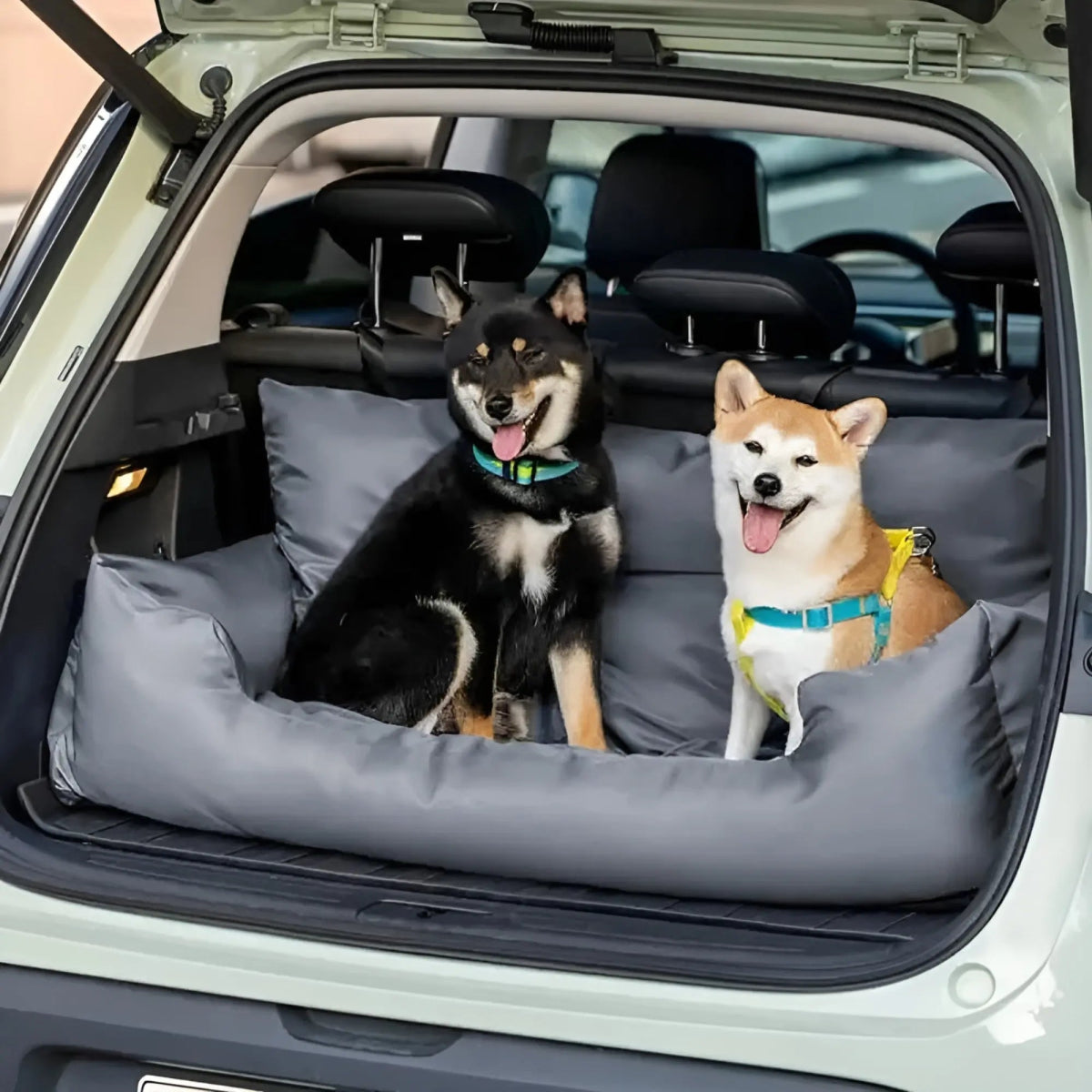 Elite Supreme Pet Car Seat